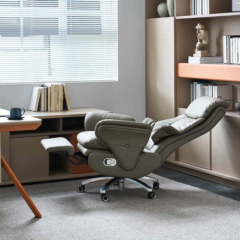 LuxeCharge™ Sofa Chair with Built-In Wireless Fast Charger – Relax & Recharge in Style!